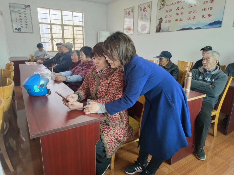 活动照片2.jpg